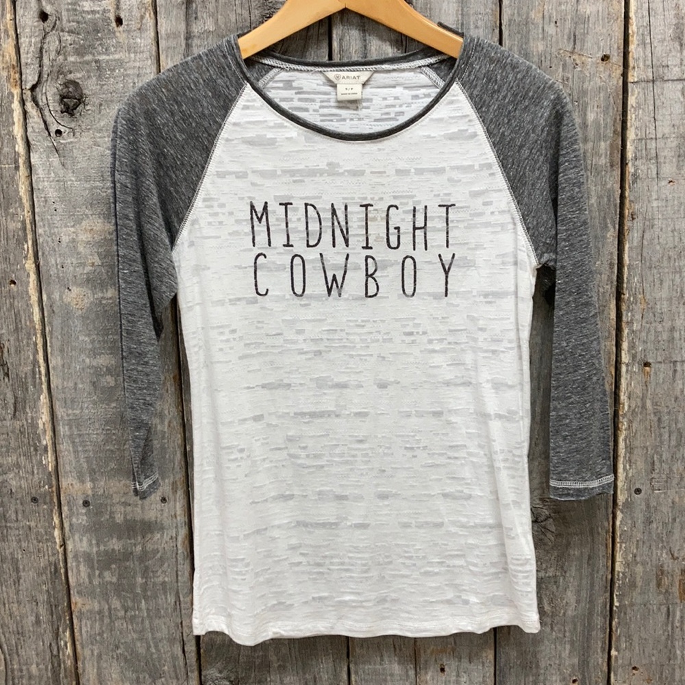 3/4 sleeve t shirt
